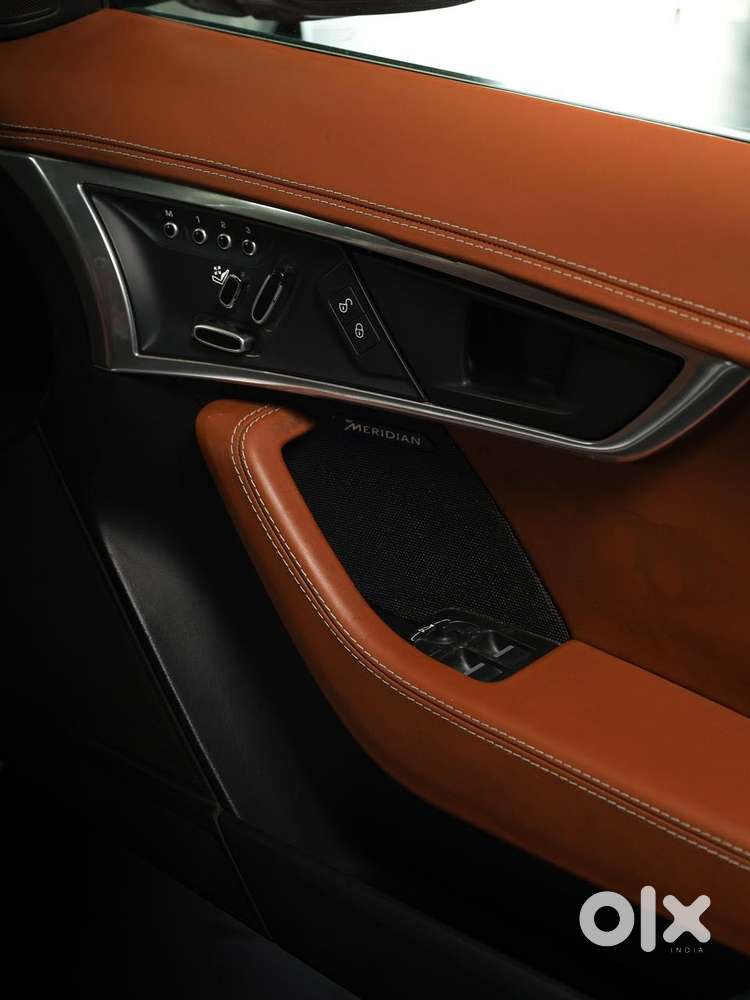 Jaguar F Type Coupe R-dynamic 2.0, 2020, Petrol