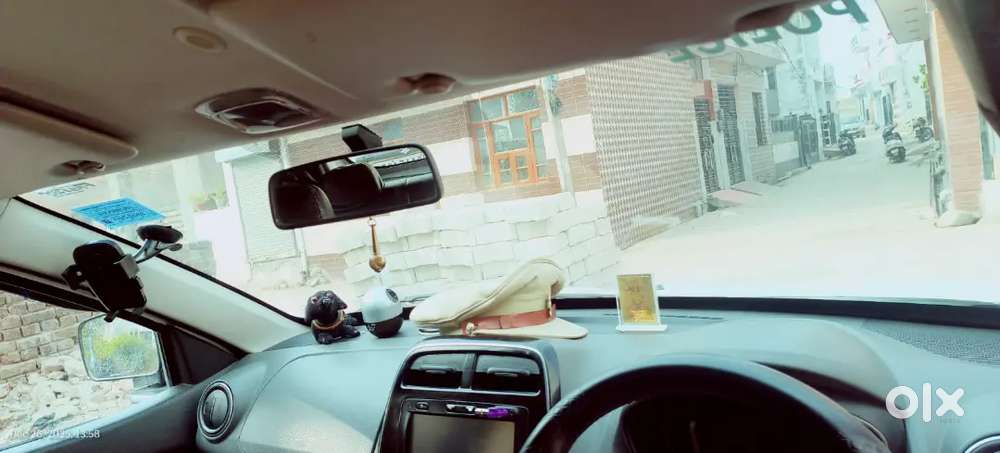 Renault Kwid Rxt 2015 Top Model With Video Player And Jbl Sound System