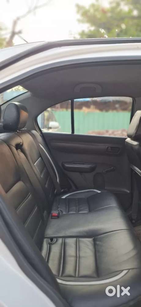 Maruti Suzuki Swift Dzire Vdi, 2014, Diesel