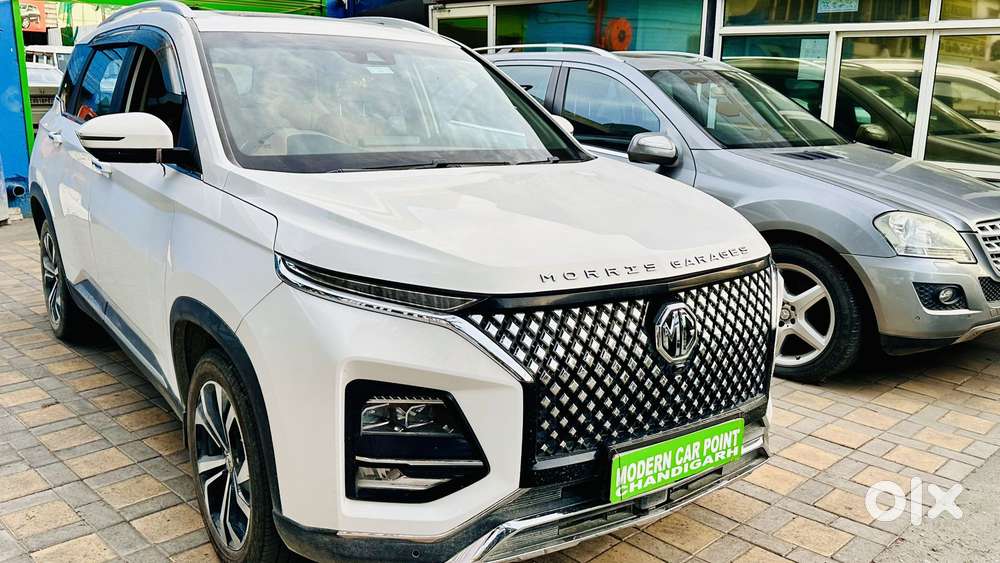 Mg Hector Plus Savvy Pro 1.5 Turbo Petrol Cvt 6 Str Dual Tone, 2024,..