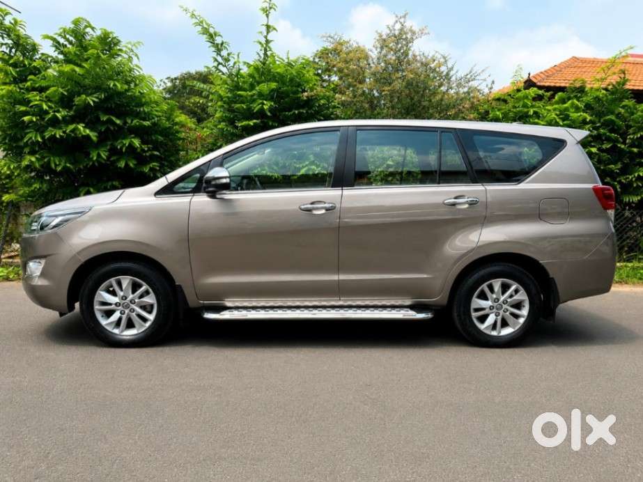 Toyota Innova Crysta 2.4 V, 2017, Diesel