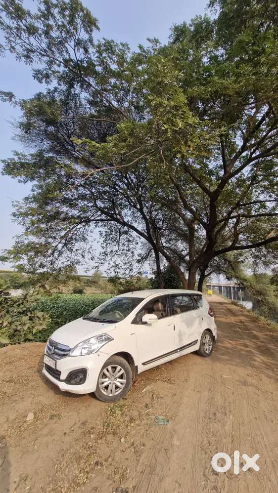 Maruti Suzuki Ertiga Zxi Plus 2016