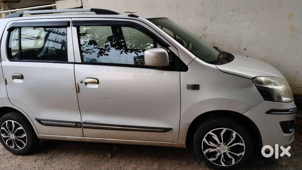 Maruti Suzuki Wagon R 2015 Petrol Well Maintained