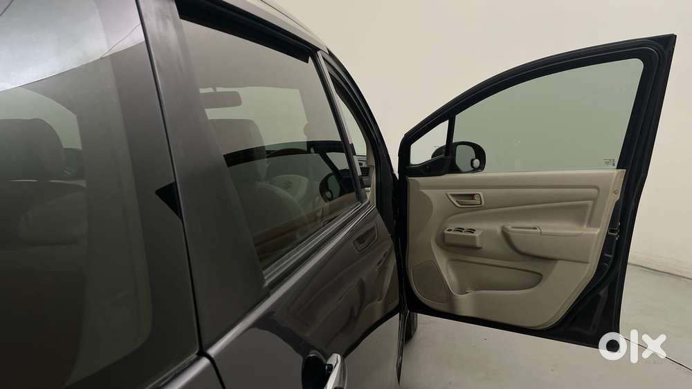 Maruti Suzuki Ertiga 1.5 Lxi, 2014, Petrol