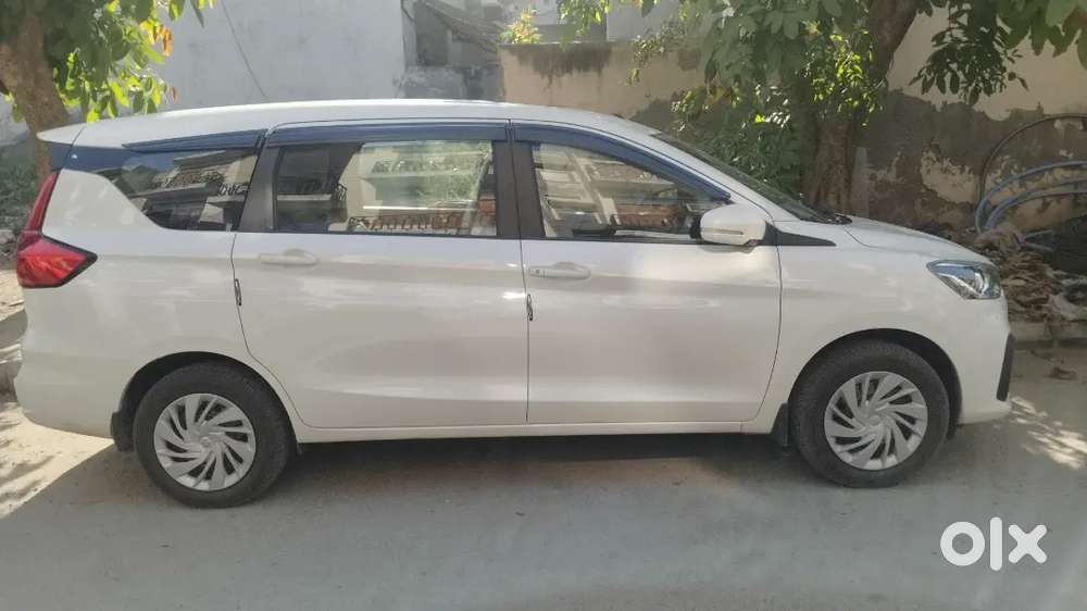 Maruti Suzuki Ertiga 2026 Cng & Hybrids 10000 Km Driven