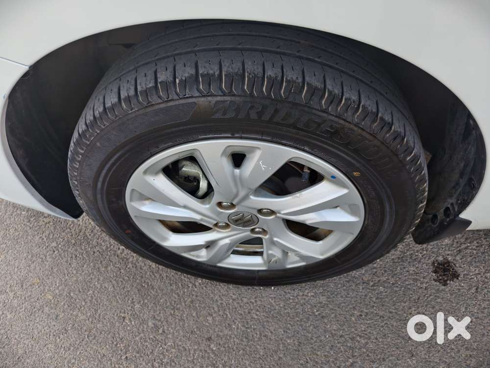 Maruti Suzuki Swift 1.3 Zxi, 2024, Petrol