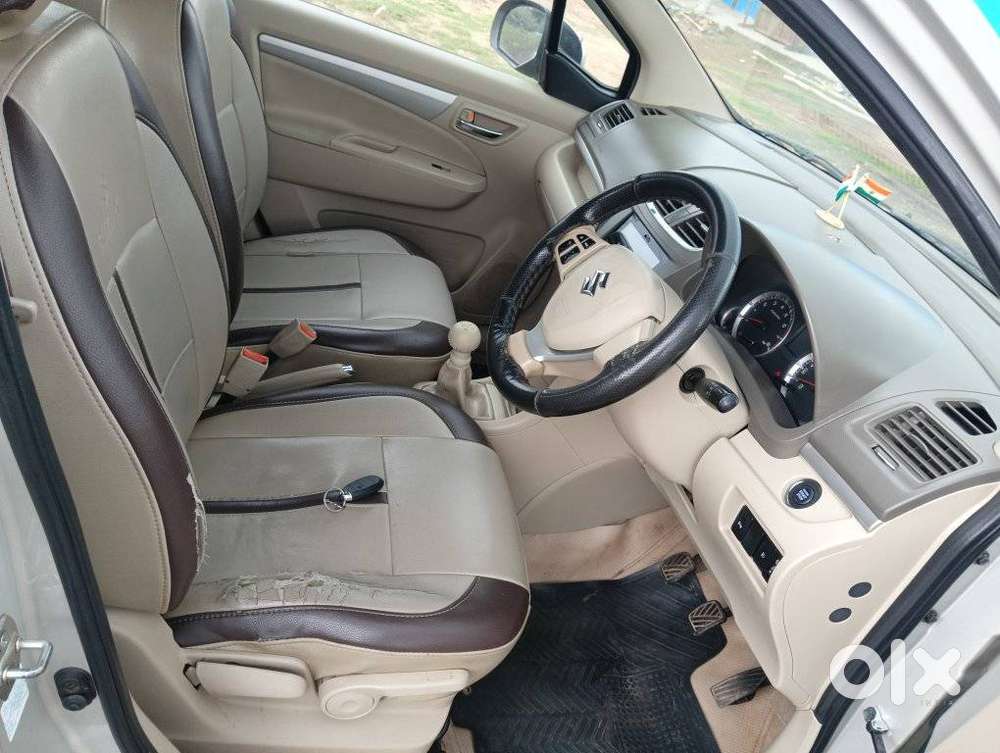 Maruti Suzuki Ertiga Zxi Plus , 2017, Petrol