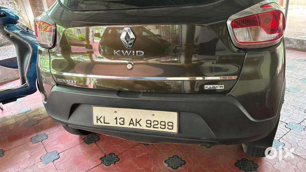 Renault Petrol Car 2017