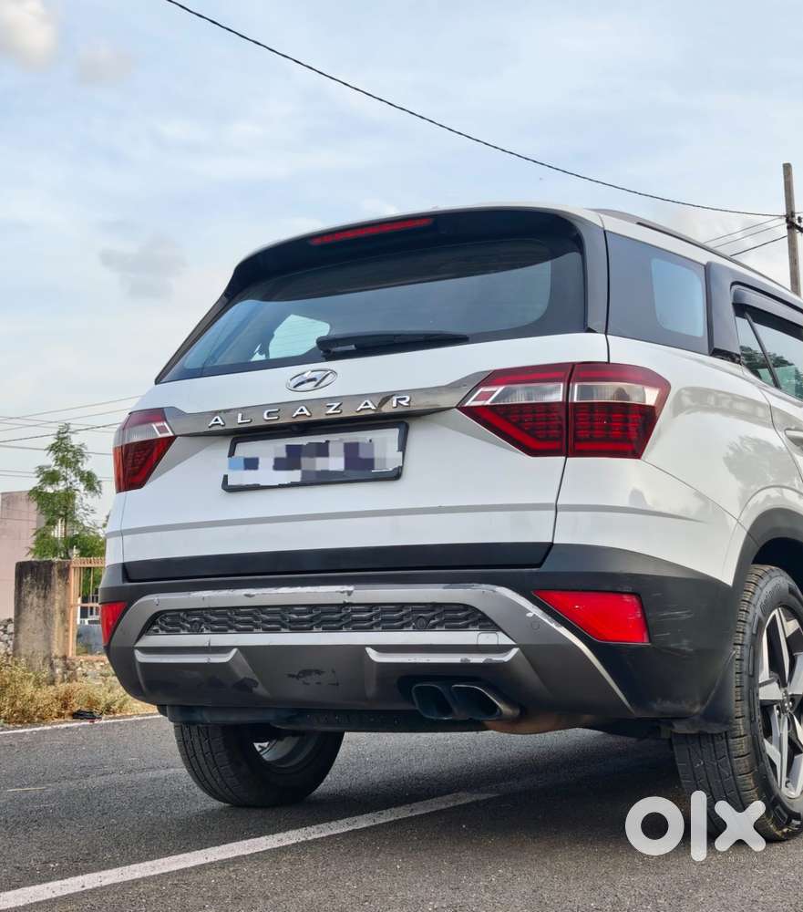 Hyundai Alcazar Platinum 7 Str 1.5 Diesel Adventure, 2023, Diesel