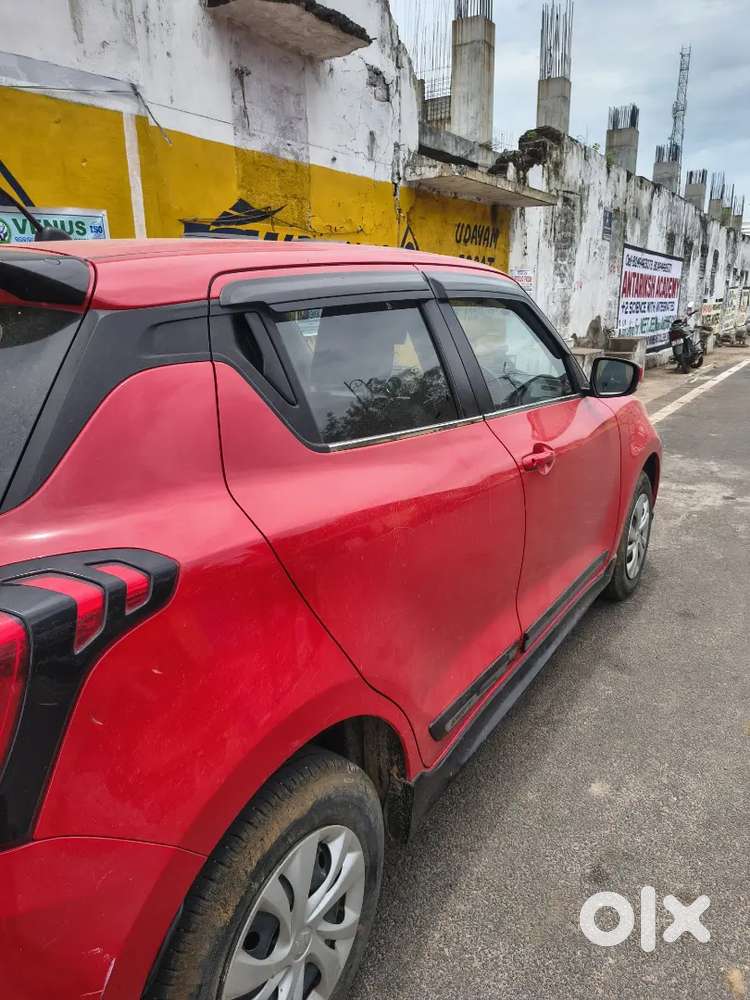 Maruti Swift 1.2 Vxi 2023