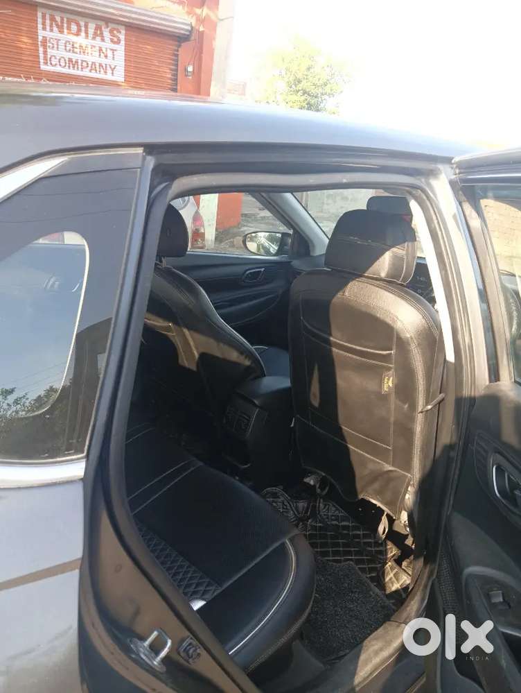 Hyundai Aura 1.2 Petrol 2024