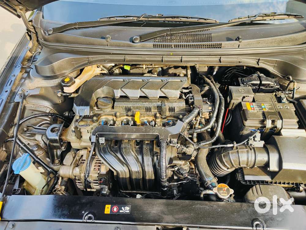 Hyundai Verna 1.5 Sx (o) Ivt, 2023, Petrol