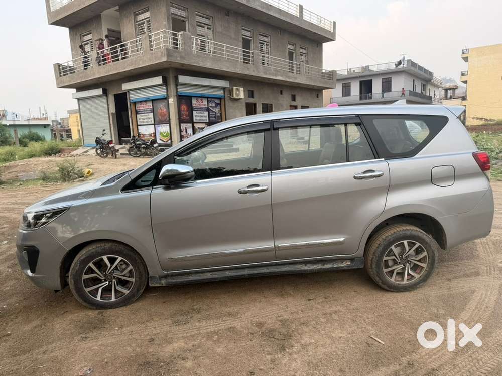Toyota Innova Crysta 2020