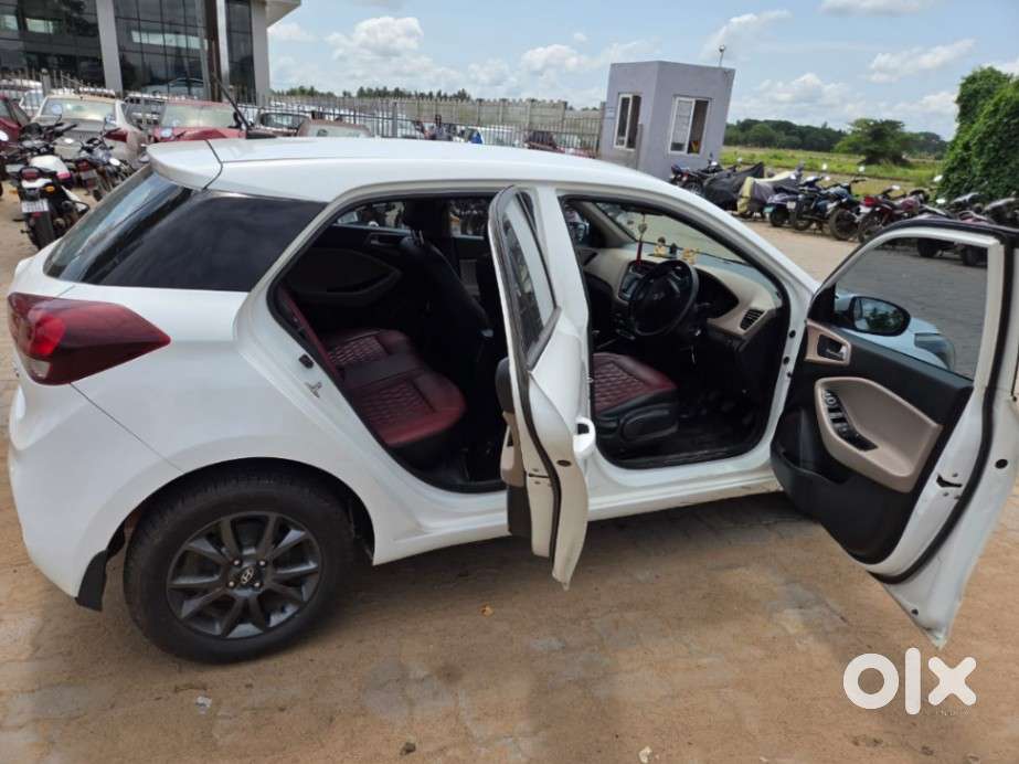 Hyundai I20 Sportz Plus, 2020, Petrol