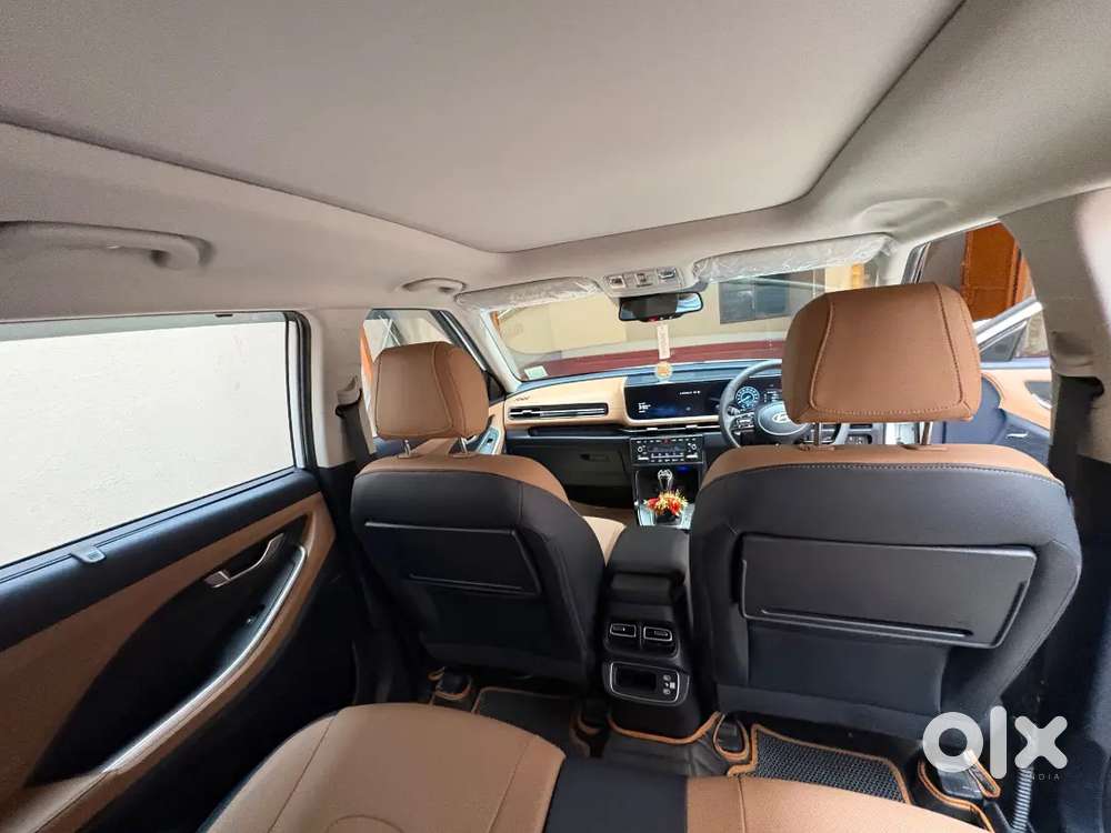 Hyundai Alcazar Platinum 2025