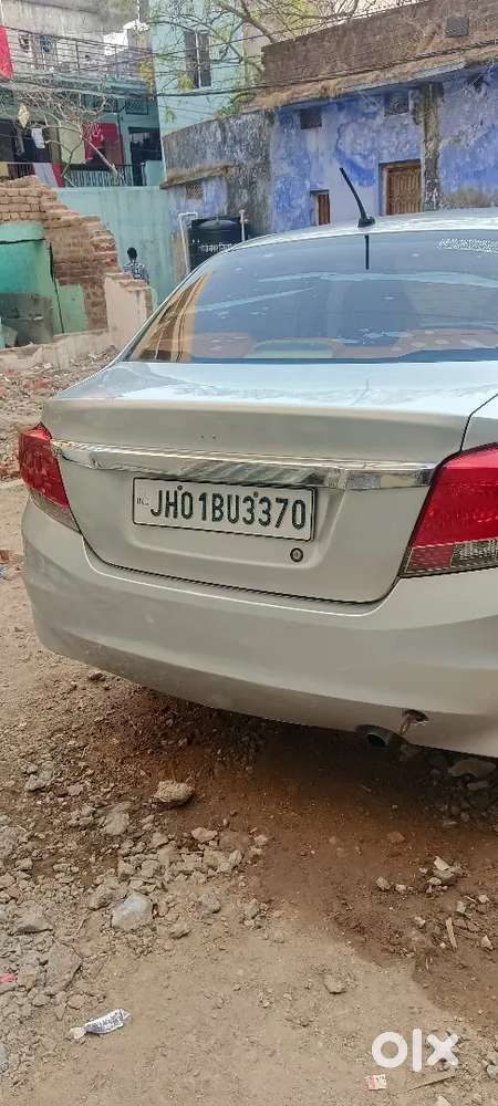 Honda Amaze 2015 Diesel 60000 Km Driven
