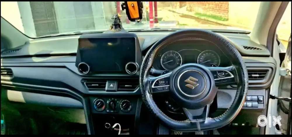 Maruti Suzuki Brezza 2024 Cng & Hybrids 43000 Km Driven