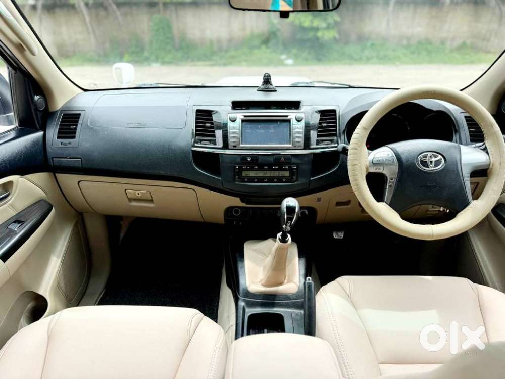 Toyota Fortuner 2.5 4x2 Mt Trd Sportivo, 2014, Diesel