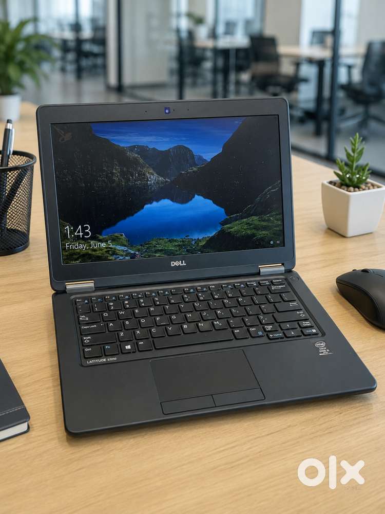 Dell Latitude 7250 Laptop with Charger