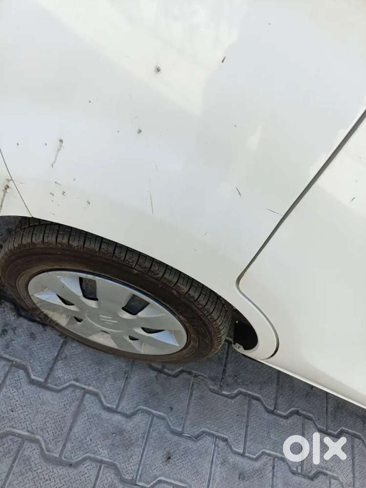 ਗੱਡੀ ਸਾਫ ਹੈ ਕੋਈ ਐਕਸੀਡੈਂਟ ਨਹੀਂ ਹੈ