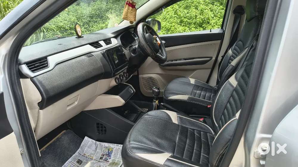 Renault Triber 1.0 Rxz 2024 Dual Tone