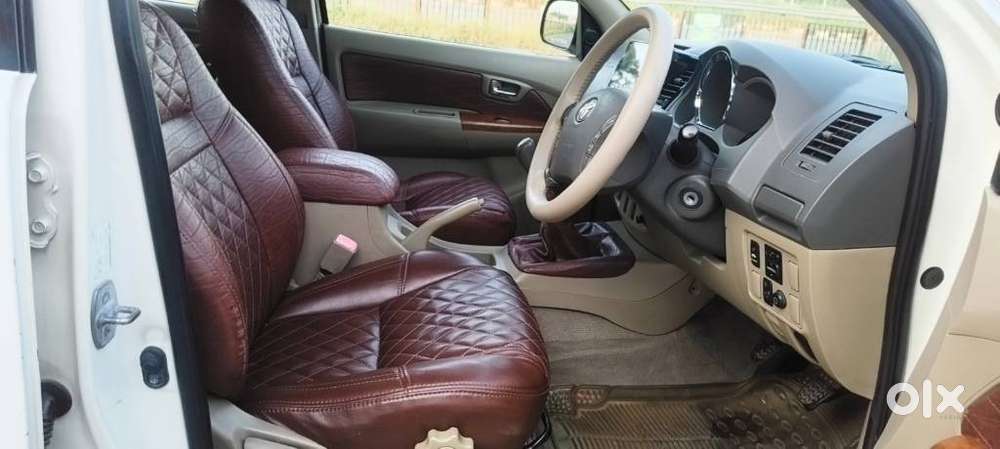 Toyota Fortuner 3.0 4x4 Manual, 2010, Diesel