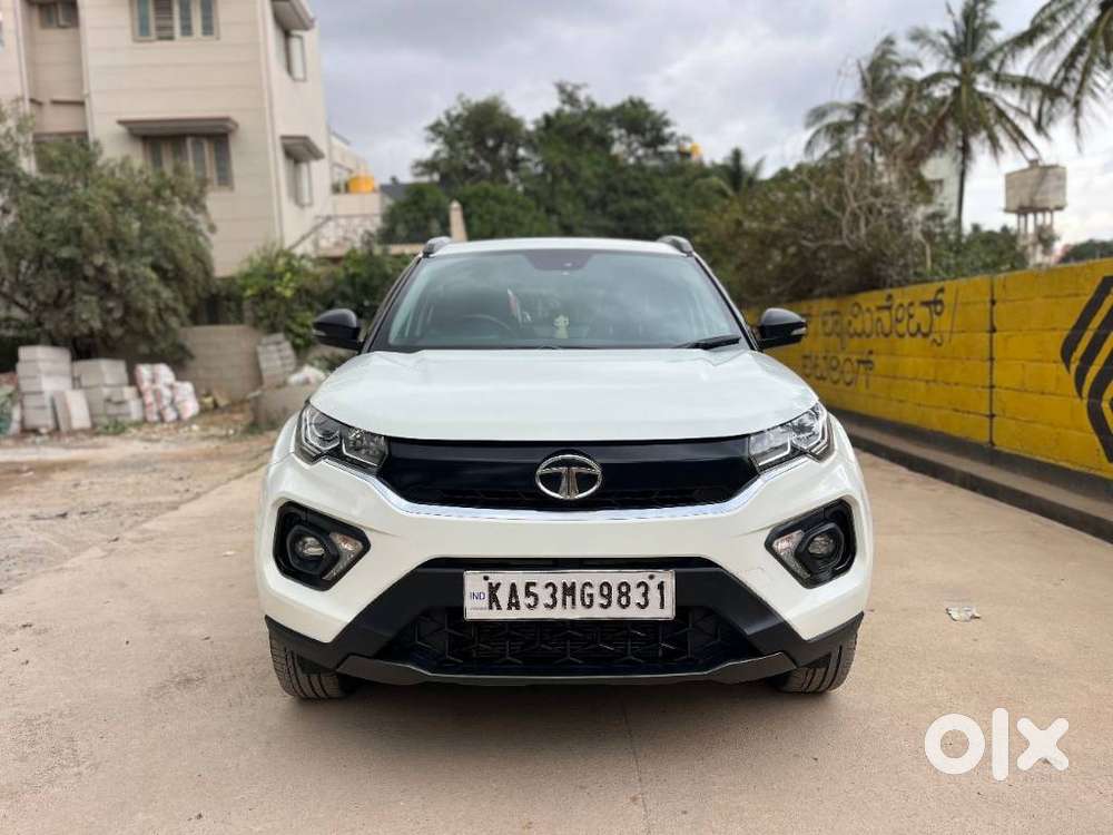 Tata Nexon 1.2 Revotron Xma Amt (s), 2020, Petrol