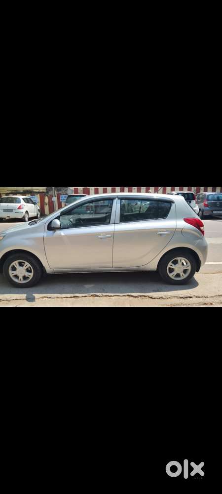 Hyundai I20 Petrol Spotz, 2011, Petrol
