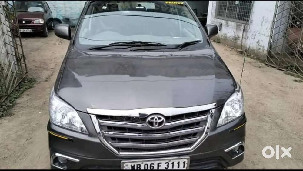 Toyota Innova 2011 Diesel 132000 Km Driven