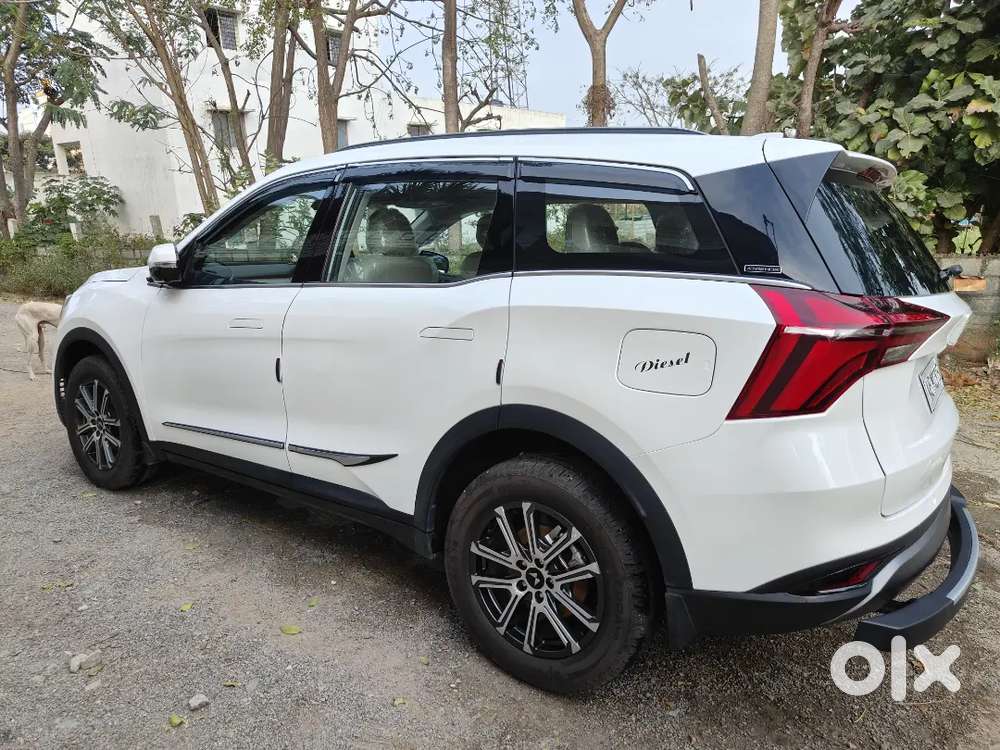 Xuv 700 Ax7l Diesel Automatic Top End