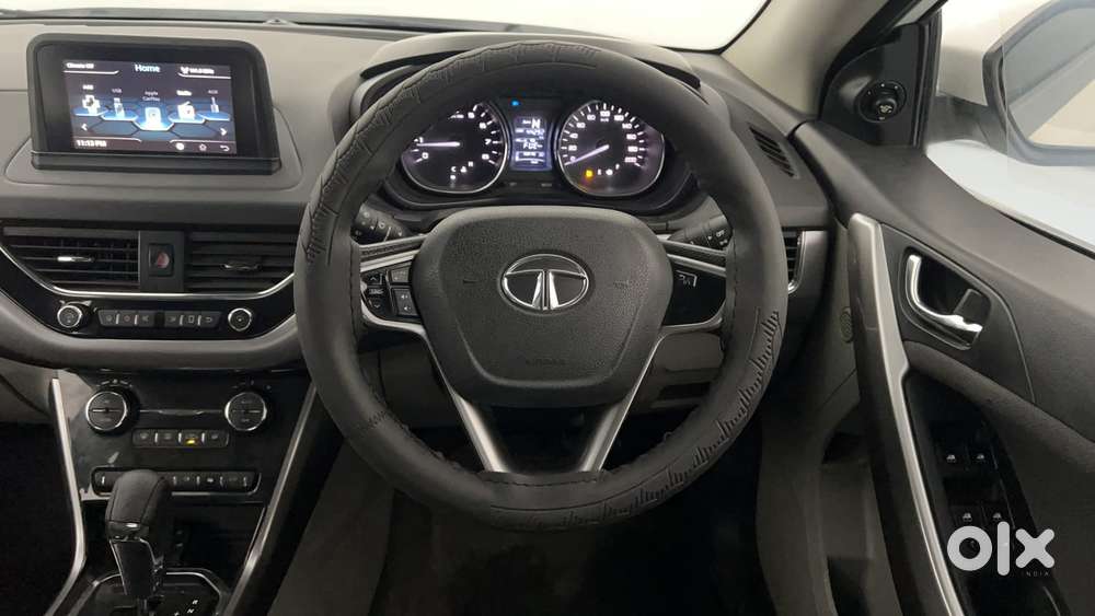 Tata Nexon 1.2 Revotron Xza Plus (o) Dual Tone, 2018, Petrol