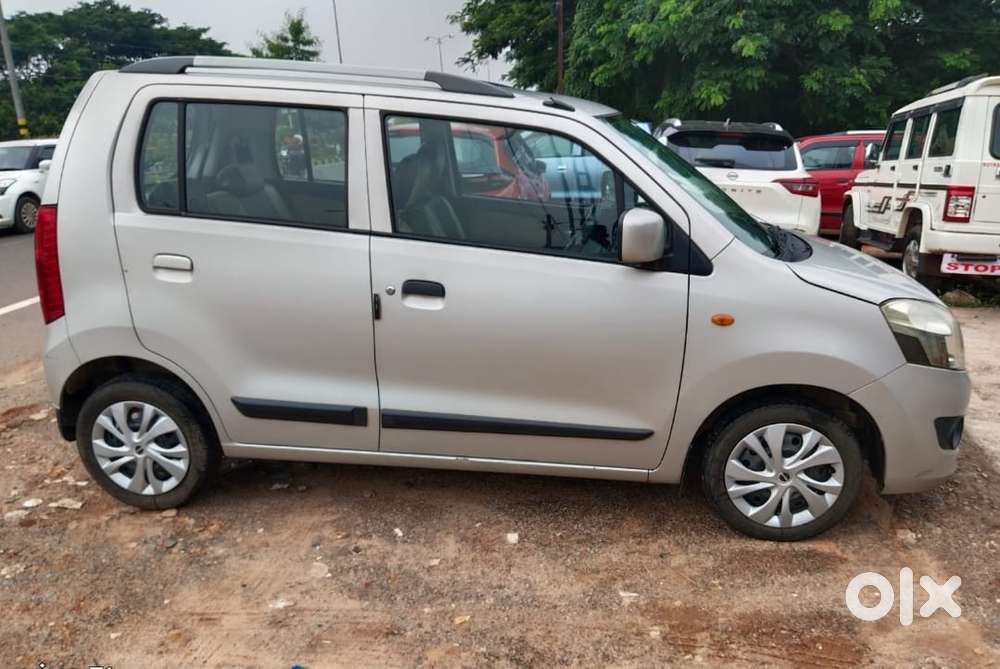 Maruti Suzuki Wagon R Amt Vxi Plus, 2018, Petrol