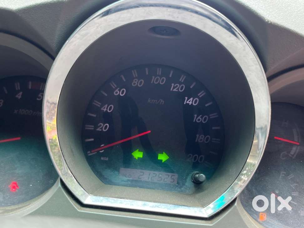 Toyota Fortuner 3.0 4x4 Manual, 2011, Diesel