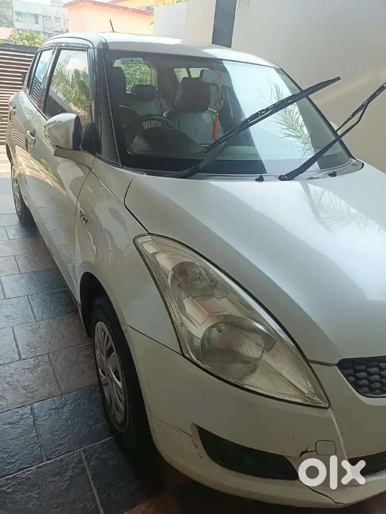 Maruti Suzuki Swift 2013 Petrol Manual