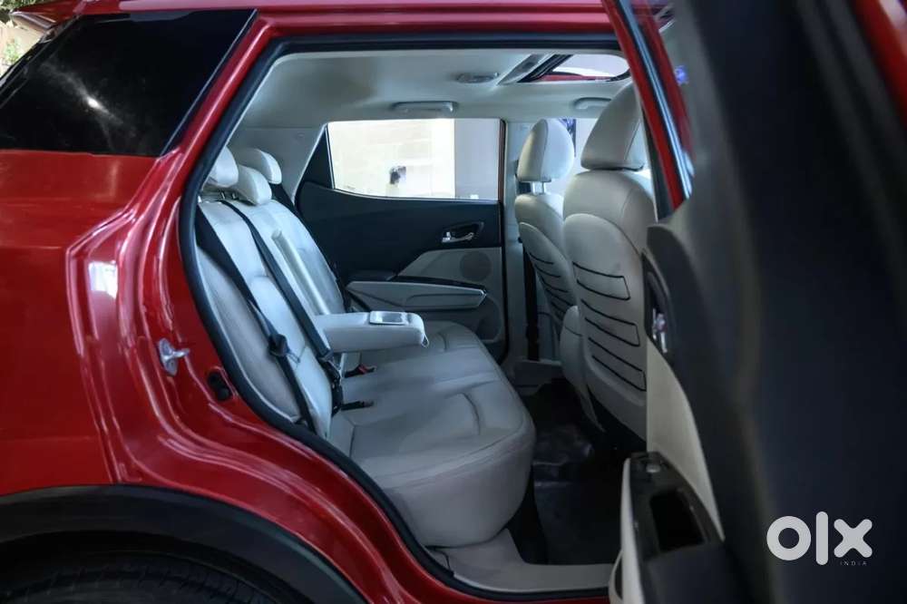 Mahindra Xuv300 W8 Amt Optional Diesel, 2020, Diesel