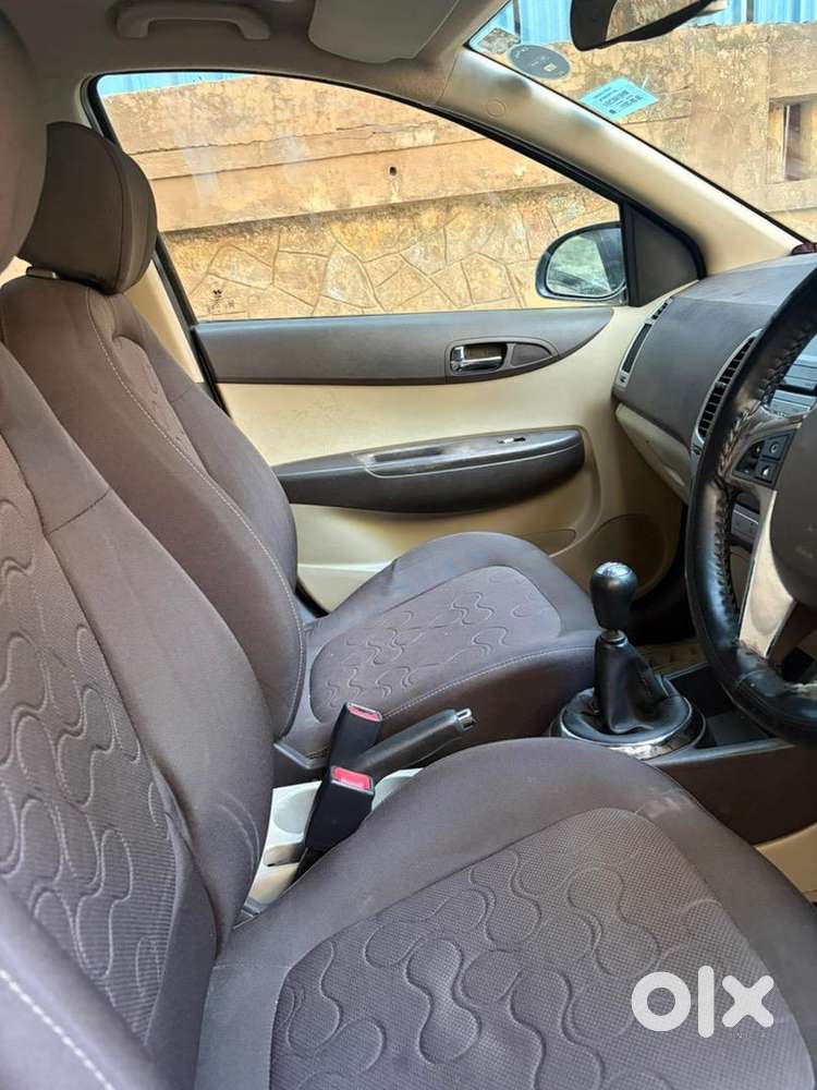 Hyundai I20 2011 Petrol Well Maintained