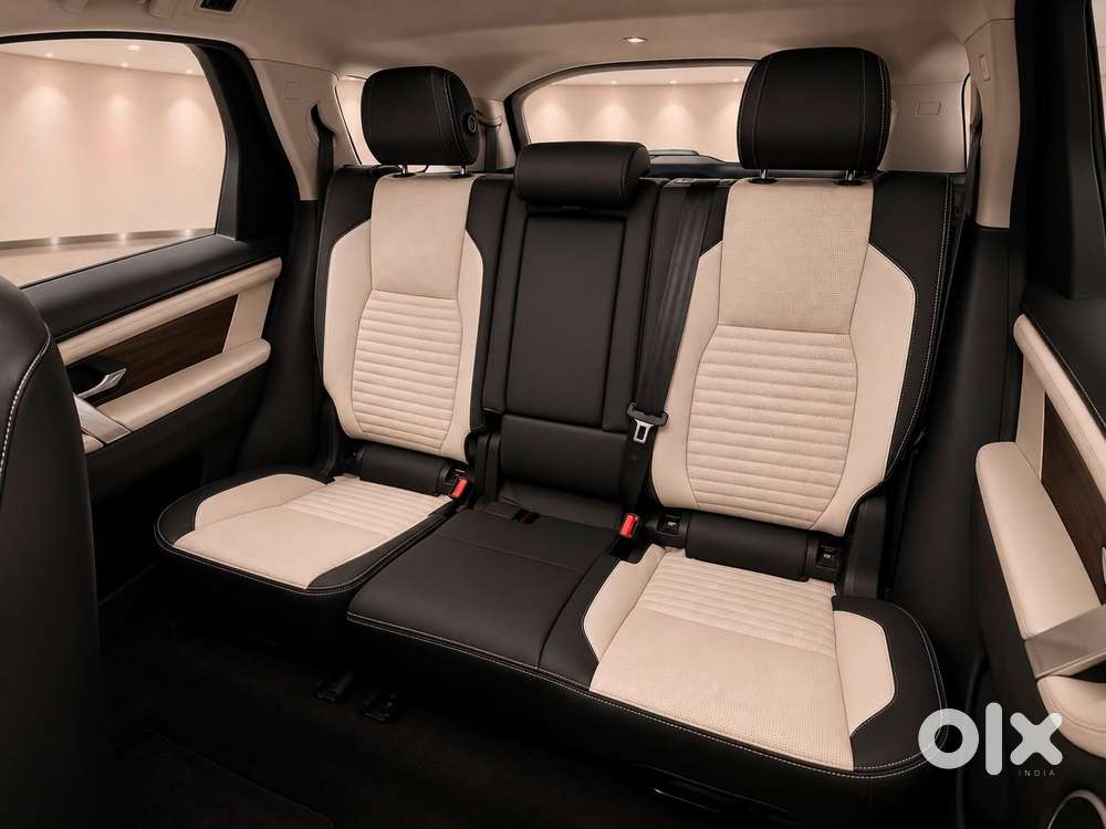 Land Rover Discovery Sport Hse 7-seater, 2024, Petrol