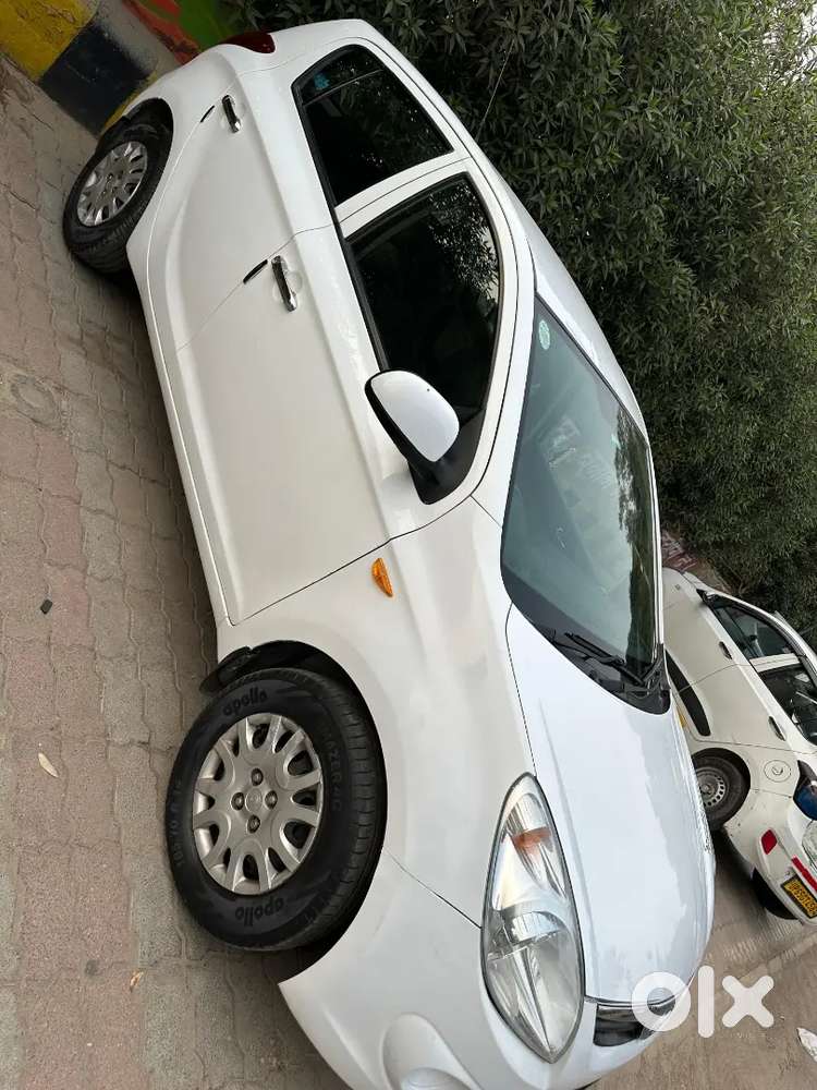 Hyundai I20 2011 Petrol Well Maintained
