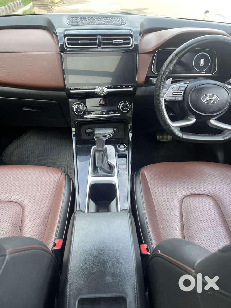Hyundai Alcazar 2.0 Platinum (o) Petrol At 7 Str, 2022, Petrol