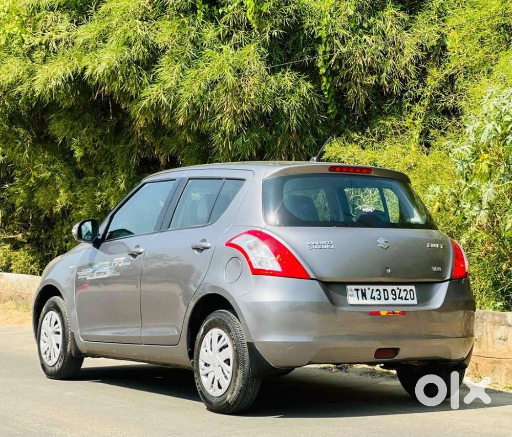 Maruti Suzuki Swift Vxi + Manual, 2012, Petrol