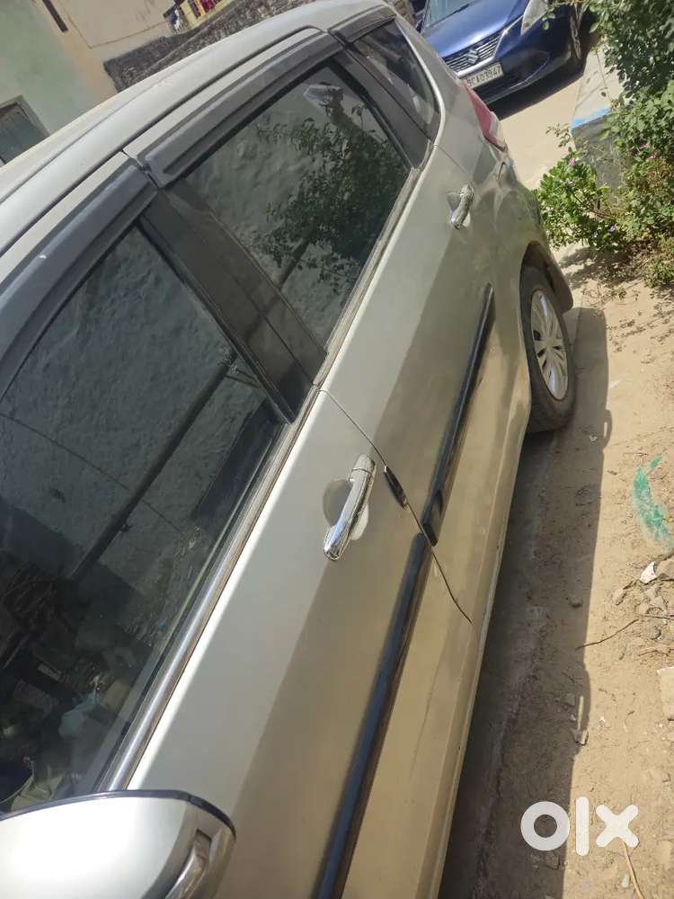 Maruti Suzuki Ertiga 2013