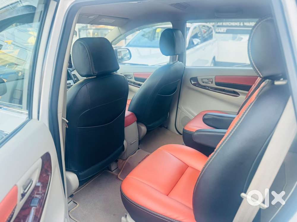 Toyota Innova 2.5 V 7 Str, 2014, Diesel