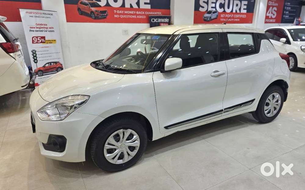 Maruti Suzuki Swift Vxi + Manual, 2023, Petrol