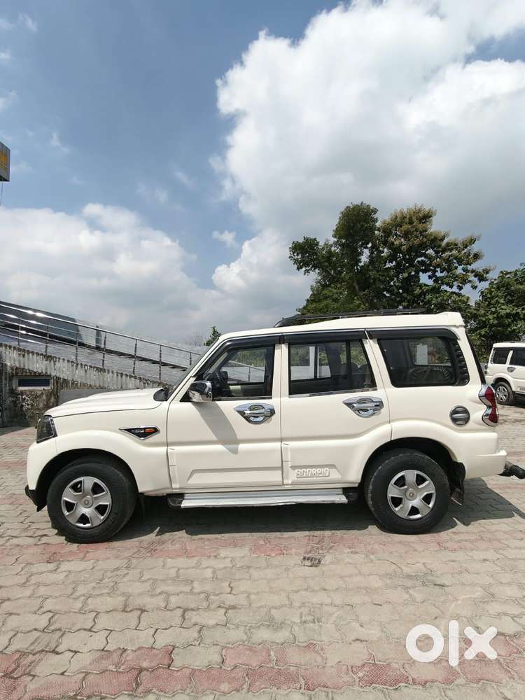 Mahindra Scorpio S2, 2016