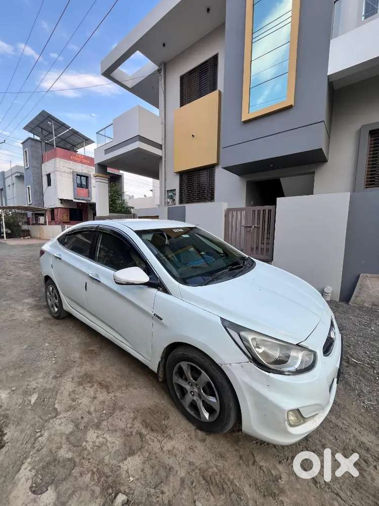 Hyundai Verna 2013 Diesel Well Maintained 24km Mileage Super Condition