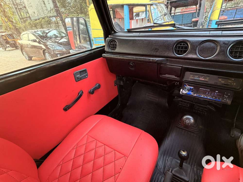 Maruti Suzuki Gypsy King St Bsiii, 2012, Petrol