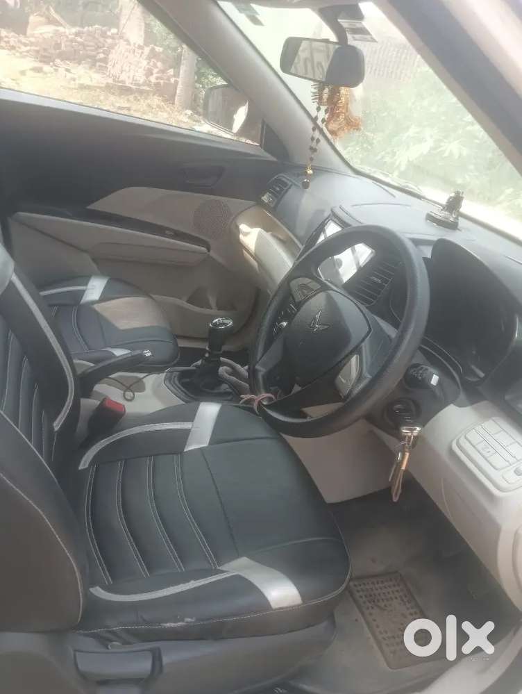 Mahindra Xuv300 2023 Variant W6 Petrol