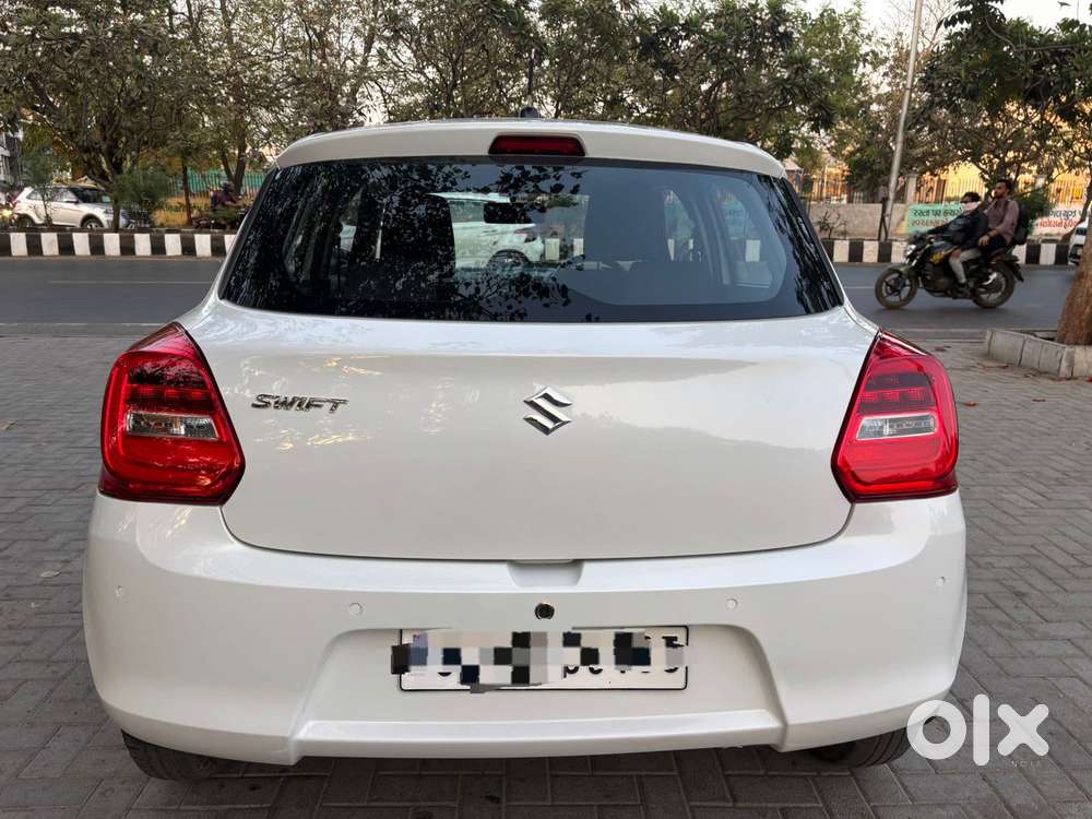 Maruti Suzuki Swift Amt Vxi, 2020, Petrol