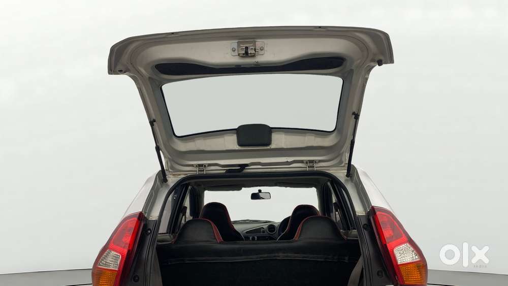 Datsun Redigo T Option, 2016, Petrol