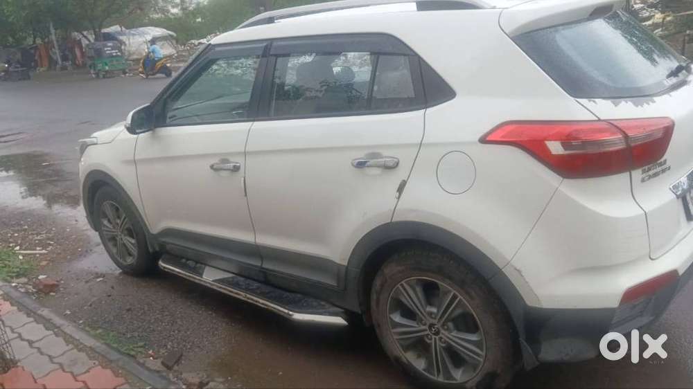 Creta 1.6crdi Sx Plus At ,1st Owner Sell In Surat , Sell Price 10 Lakh